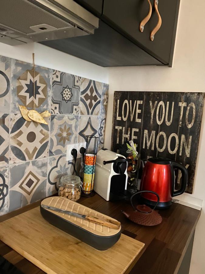 Le Coeur De Lourmarin Loulou En Luberon Apartment Luaran gambar