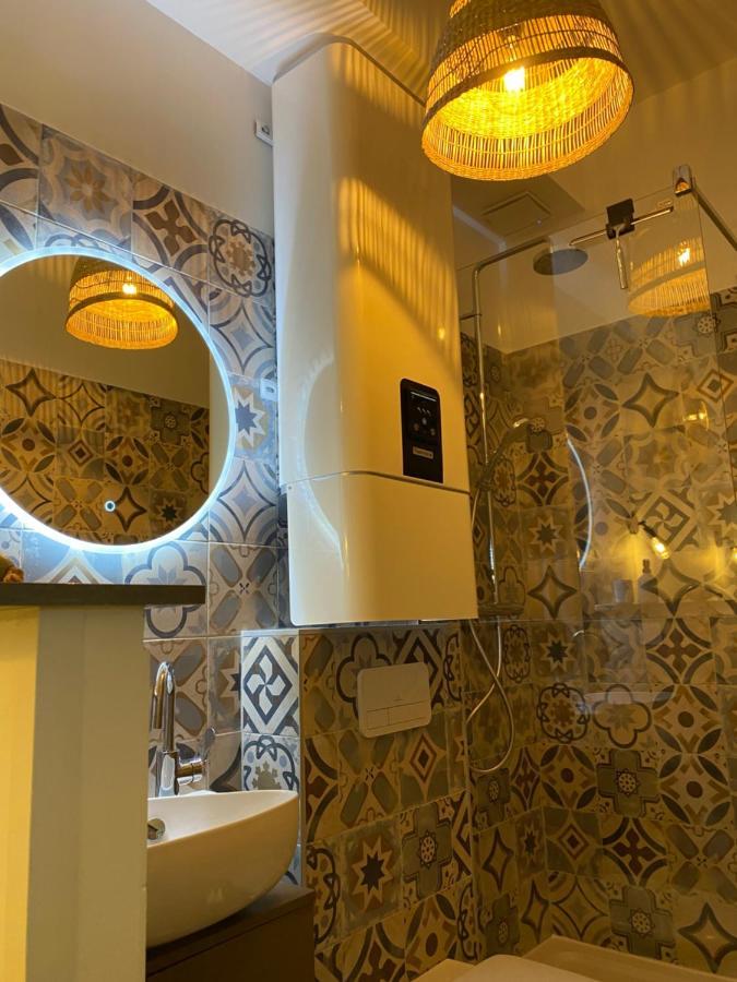 Le Coeur De Lourmarin Loulou En Luberon Apartment Luaran gambar