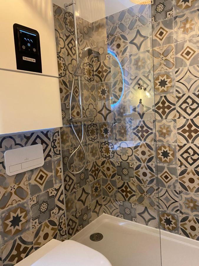 Le Coeur De Lourmarin Loulou En Luberon Apartment Luaran gambar