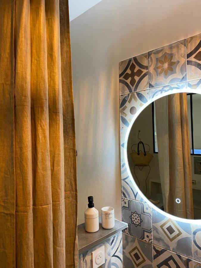 Le Coeur De Lourmarin Loulou En Luberon Apartment Luaran gambar